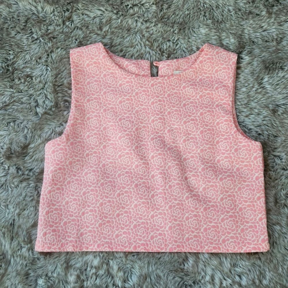 Vera & Lucy Sleeveless Jacquard Crop Top Floral Pink and White Size Small‎
